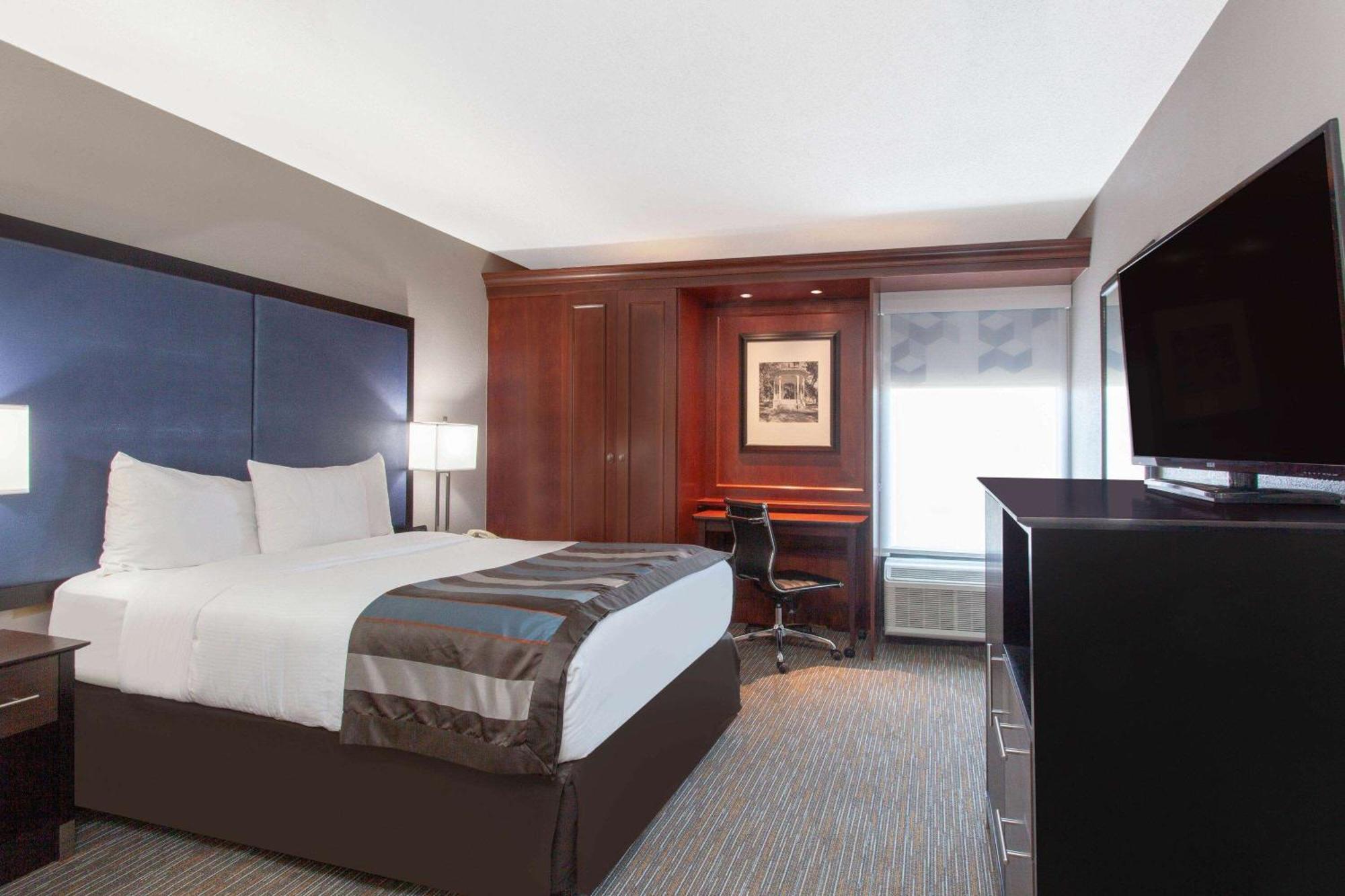 Wingate By Wyndham Charleston Coliseum Hotel North Charleston Bagian luar foto