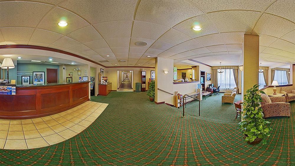 Wingate By Wyndham Charleston Coliseum Hotel North Charleston Bagian luar foto